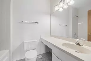1210 Rhodes Ln, Naperville, IL 60540 - Photo 10
