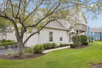 1210 Rhodes Lane #1210, Naperville, IL 60540 - Photo 2