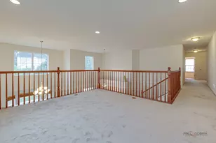 2030 Padua Dr, Elgin, IL 60123 - Photo 18