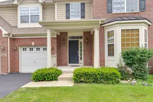 2030 Padua Dr, Elgin, IL 60123 - Photo 2