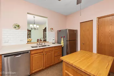16220 Tomahawk Lake Court, Crest Hill, IL 60403 - Photo 6