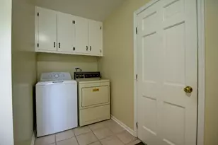 853 Dorset Dr, Wheaton, IL 60189 - Photo 22