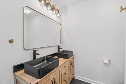411 Leach Avenue, Joliet, IL 60432 - Photo 14