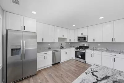 938 Hidden Lake Drive #938, Buffalo Grove, IL 60089 - Photo 8