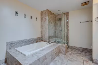 77 Montclair Road, Vernon Hills, IL 60061 - Photo 20