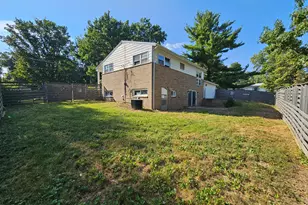 1407 Searle Dr, Normal, IL 61761 - Photo 14