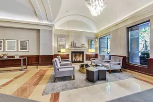 25 E Superior St, Chicago, IL 60611 - Photo 22