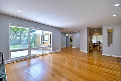 4915 Jerome Avenue, Skokie, IL 60077 - Photo 6