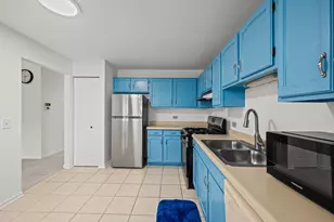 785 Margate Ln, Prospect Heights, IL 60070 - Photo 14