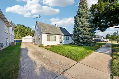 6502 Chester Avenue, Hodgkins, IL 60525 - Photo 2