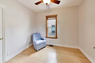 3809 N Ravenswood Avenue #1, Chicago, IL 60613 - Photo 8