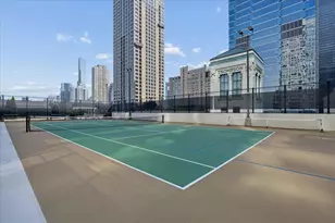 345 N LaSalle St, Chicago, IL 60654 - Photo 20