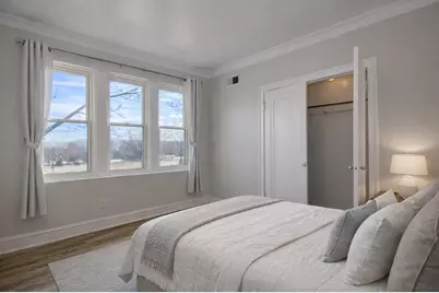 6702 S Wood Street #2B, Chicago, IL 60636 - Photo 8