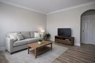 6702 S Wood St, Chicago, IL 60636 - Photo 2
