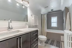 1834 Wenonah Ave, Berwyn, IL 60402 - Photo 20
