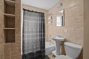 4865 W Cornelia Ave, Chicago, IL 60641 - Photo 12