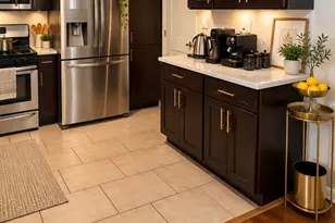 9575 N Terrace Pl Pl, Des Plaines, IL 60016 - Photo 6