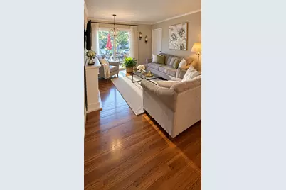 9575 N Terrace Pl Place #2G, Des Plaines, IL 60016 - Photo 8