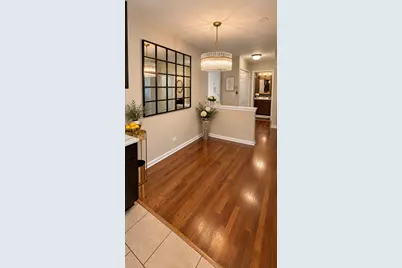 9575 N Terrace Pl Place #2G, Des Plaines, IL 60016 - Photo 2