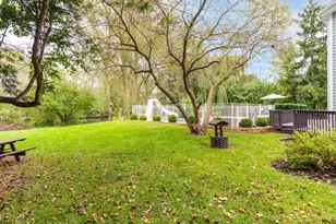 2140 Kenton Ln, Green Oaks, IL 60048 - Photo 40