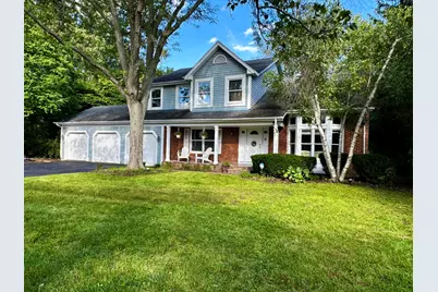 2140 Kenton Lane, Green Oaks, IL 60048 - Photo 2