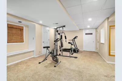 2140 Kenton Lane, Green Oaks, IL 60048 - Photo 34