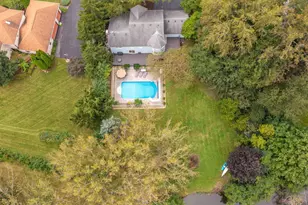 2140 Kenton Ln, Green Oaks, IL 60048 - Photo 44