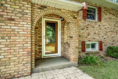 408 N Locust Street, Frankfort, IL 60423 - Photo 2