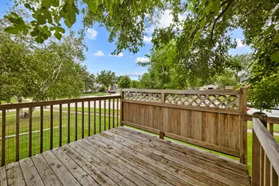 1381 Volkamer Trail, Elk Grove Village, IL 60007 - Photo 22