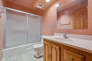 1381 Volkamer Trail, Elk Grove Village, IL 60007 - Photo 14