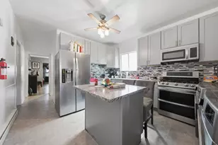 5513 W Cortez St, Chicago, IL 60651 - Photo 6