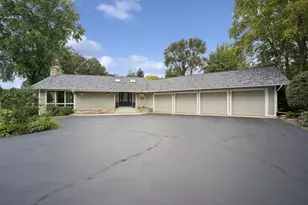 498 Lakepoint Dr, Barrington, IL 60010 - Photo 26