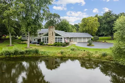 498 Lakepoint Drive, Barrington, IL 60010 - Photo 2