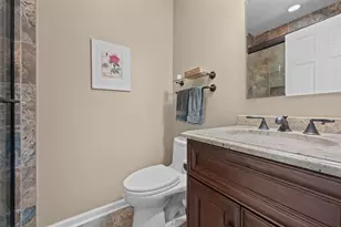 1000 Campbell Ct, Lake Bluff, IL 60044 - Photo 20