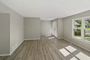 731 Roaring Brook Ln, Algonquin, IL 60102 - Photo 10