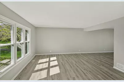 731 Roaring Brook Lane, Algonquin, IL 60102 - Photo 8