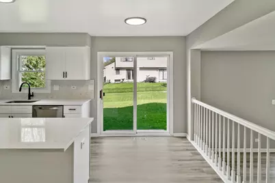 731 Roaring Brook Lane, Algonquin, IL 60102 - Photo 6