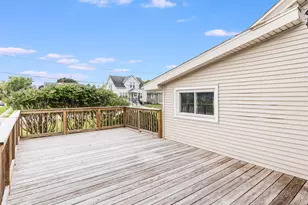 252 E 2nd St, Oglesby, IL 61348 - Photo 16