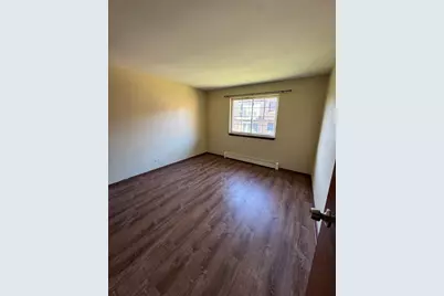2328 Century Point Lane #D, Glendale Heights, IL 60139 - Photo 8
