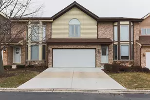 11742 Lighthouse Ln, Palos Heights, IL 60463 - Photo 2