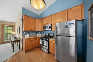 2416 Golf Ridge Cir, Naperville, IL 60563 - Photo 10