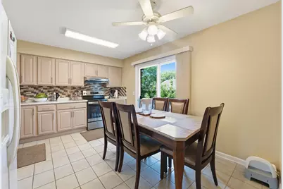 9301 W Ballard Street #B, Des Plaines, IL 60016 - Photo 4