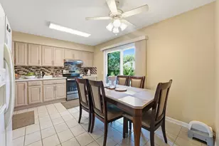 9301 W Ballard St, Des Plaines, IL 60016 - Photo 4