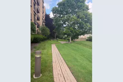 4601 W Touhy Avenue #506, Lincolnwood, IL 60712 - Photo 16