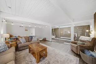 22 Plum Ct, Sleepy Hollow, IL 60118 - Photo 6