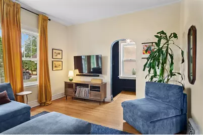 4834 W Cullom Avenue, Chicago, IL 60641 - Photo 4