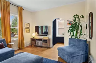 4834 W Cullom Ave, Chicago, IL 60641 - Photo 4