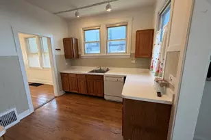 472 N Larch Ave, Elmhurst, IL 60126 - Photo 8