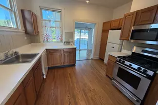 472 N Larch Ave, Elmhurst, IL 60126 - Photo 6