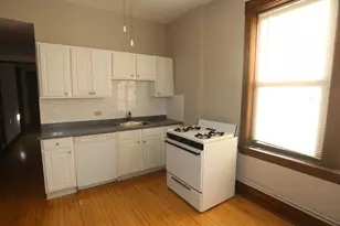 1927 W Schiller St, Chicago, IL 60622 - Photo 2